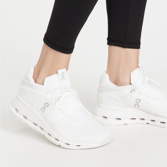 On Running Shoes - On Cloudnova Sneakers